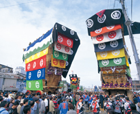 青柏祭の曳山行事